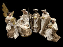 16"Religius Holy Family 41 cm & 16"Thre Wise Men 41 cm Angel 17.25” - Santas Workshop Direct 