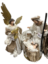 16"Religius Holy Family 41 cm & 16"Thre Wise Men 41 cm Angel 17.25” - Santas Workshop Direct 