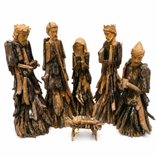 60cm Christmas Religious Handmade Driftwood Nativity Set – Large Rustic Holy Family Christmas Decoration, Christian Nativity Scene & Holiday Centrepiece