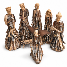 60 cm Handmade Driftwood Nativity Set with Angel Candle Holder – Rustic Christmas Holy Family Decoration