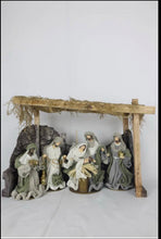 9.5" NATIVITY ON 15.5: STABLE - Santas Workshop Direct