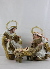 15.5"Religious Holy Family 40 cm approx & 17.5 Three Wise men approx 45 cm - Santas Workshop Direct 
