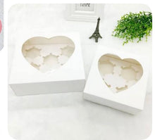 6 pcs White Heart Bakery Cupcake box  including inserts  (size 20.8 x 19.5x 7.5 cm) 6 HOLE