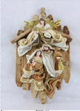 Holy Family with Angel on 17.5"Stable Wall 45cm - Santas Workshop Direct 