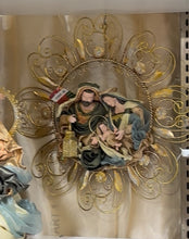 5.5:(14cm) Religious Holy Family on 15"(36cm) Wall Decor wreath