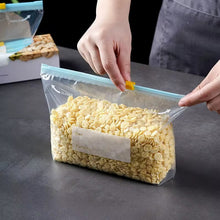 Reusable Silicone Food Storage Bag, Leak Proof Reusable Freezer Bag, Travel/Home Storage Bags - Santas Workshop Direct