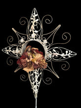 16” Christmas Star with Holy Family/ Tree Topper - 40 cm Santas Workshop Direct