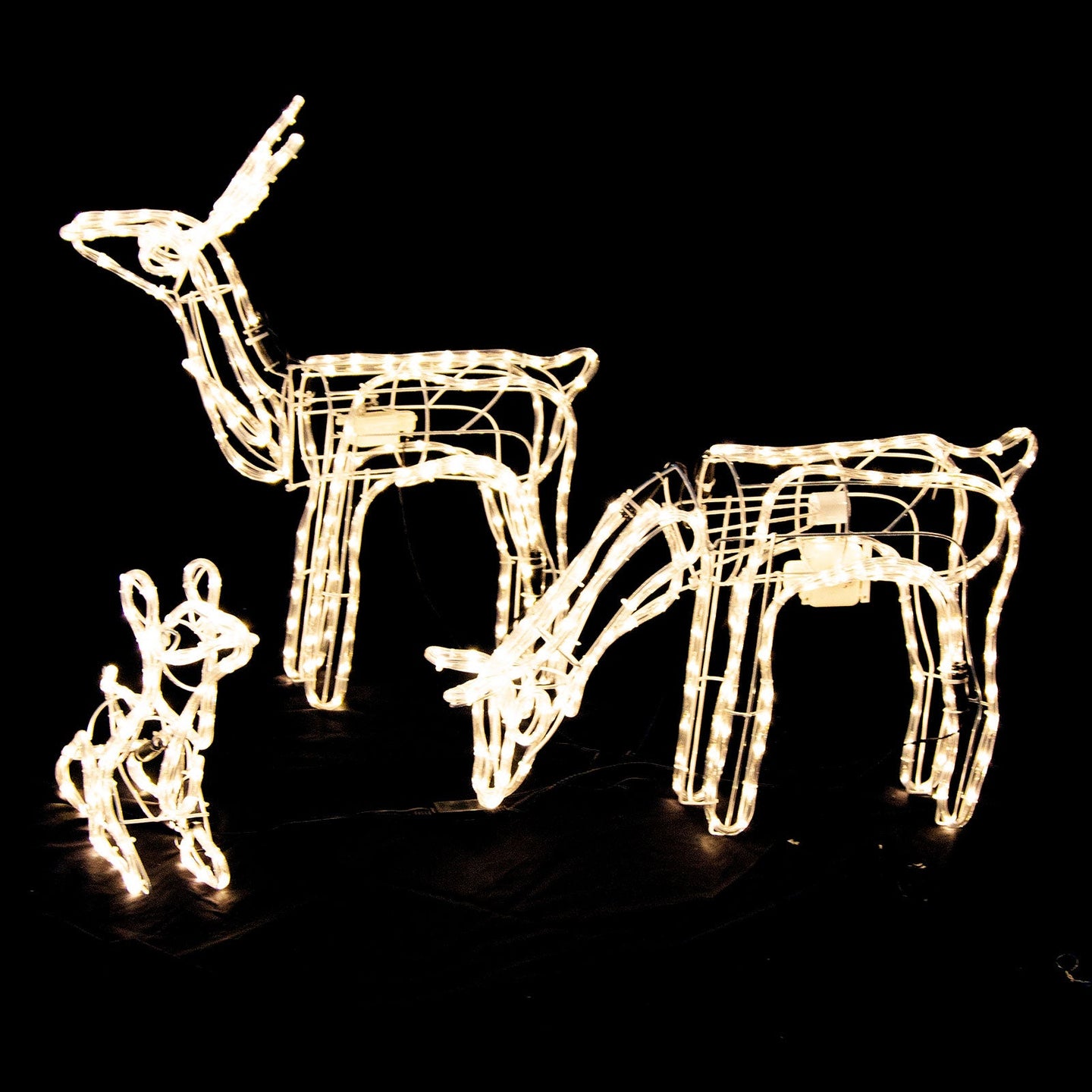 Samland 3 Sets Moving Head Reindeer Family Rope Light for Christmas Yard Decoration - Santas Workshop Direct 