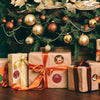 Set of 6 Rolls of 2.5cm Round Self-Adhesive Holiday Labels Featuring 44 Festive Designs for Wrapping, Envelopes, Bags, And Card Crafts (3000 stickers)