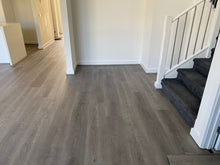 Flooring 🔔Hybrid Flooring 🔔✅100% waterproof💦✅Built in 2mm underlay , 12mm Hybrid Herringbone ✅Simply click and lay together✅ 600*128mm *7mm ✅Ask for our installation service.⭐️Exclusive - Santas Workshop Direct 