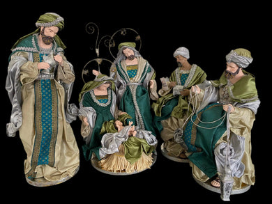 15.5’’Christmas Nativity 15.25’’ set / scene with manger  -51 cm Santas Workshop Direct