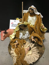 7 Christmas Holy Family Cream Gold - 18cm Santas Workshop Direct
