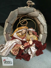 🎄 8" (20cm) Christmas Religious Wreath Ornament – Driftwood Frame with Holy Family Nativity Scene, Christian Holiday Hanging Decor ✨