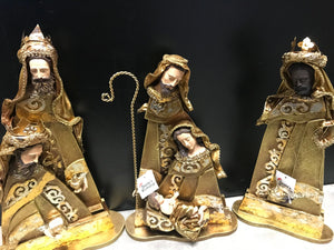 Christmas Nativity set-13.25 Holy Family -14.75Kings approx 40 cm Santas Workshop Direct