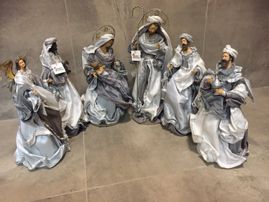 Nativity Set 18.25 / 48 cm Santas Workshop Direct