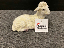 Ceramic Nativity Sheep Figurine – 10cm Barn Animal for Christmas Nativity Set, Christmas Crib Display & Holiday Home Décor